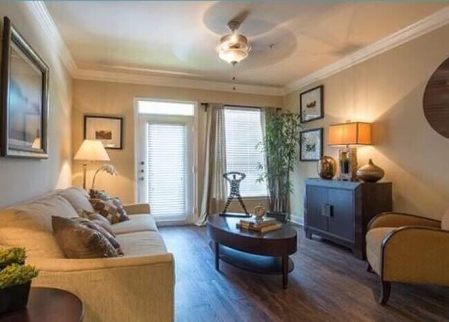 property at 2828 Hayes Rd