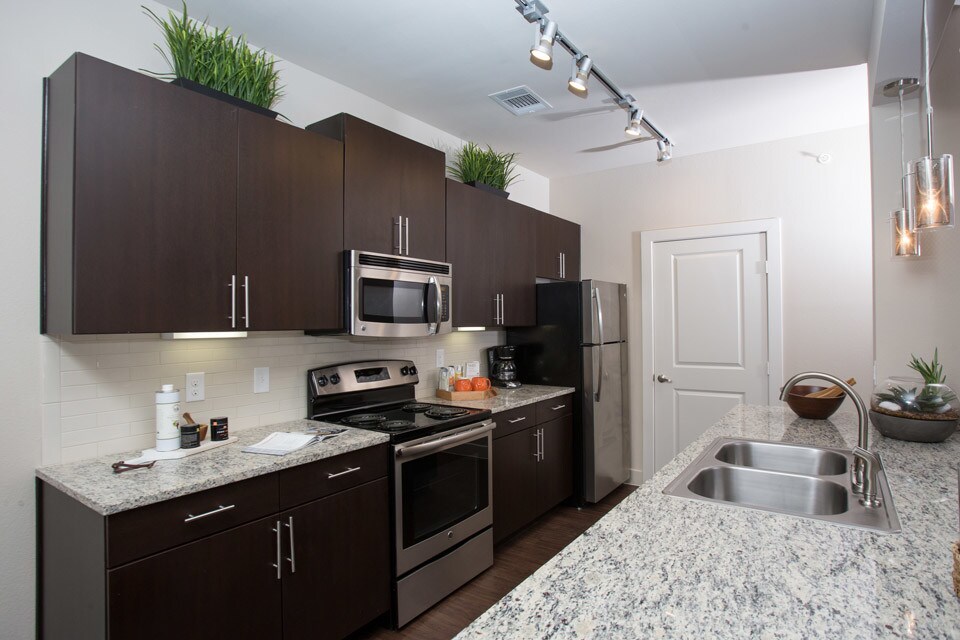 Bell Four Points Austin, TX Apartments