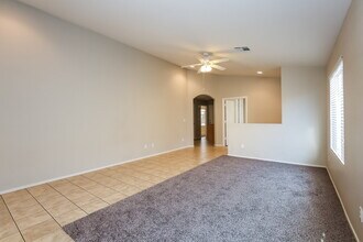 546 Truffles St in Henderson, NV - Foto de edificio - Building Photo