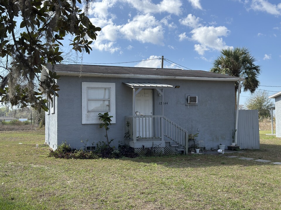 12844 Florida Ave in Astatula, FL - Building Photo