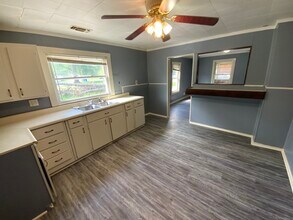 117 Vance Ln in Danville, IL - Building Photo - Building Photo