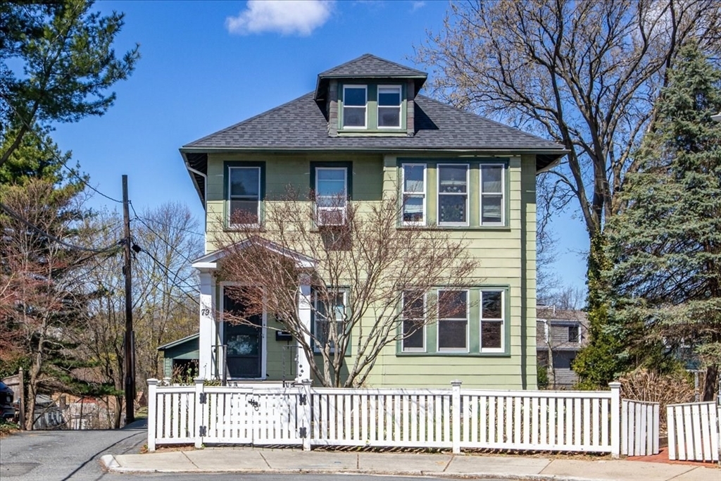 79 Hampstead Rd in Boston, MA - Building Photo