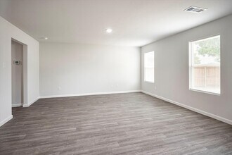 7352 Tin Star Dr, Unit 151 in Fort Worth, TX - Building Photo - Building Photo
