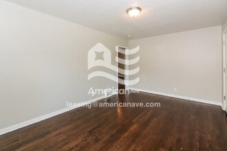 7859 James A Reed Rd in Kansas City, MO - Building Photo - Building Photo