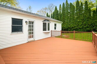 33 Circle Dr in Greenwich, CT - Building Photo - Building Photo