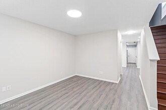 3233 Vermont Ave in Louisville, KY - Building Photo - Building Photo