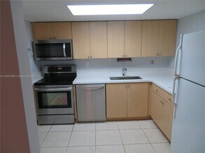 13878 SW 67th Terrace in Miami, FL - Building Photo - Building Photo