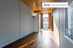 Room in Shared 6 bed/6 bath home in Washington, DC - Building Photo