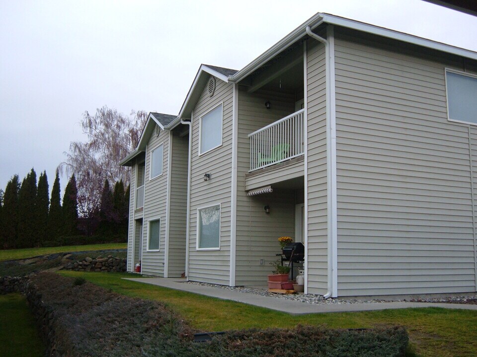 597 Eastmont Ave in East Wenatchee, WA - Building Photo
