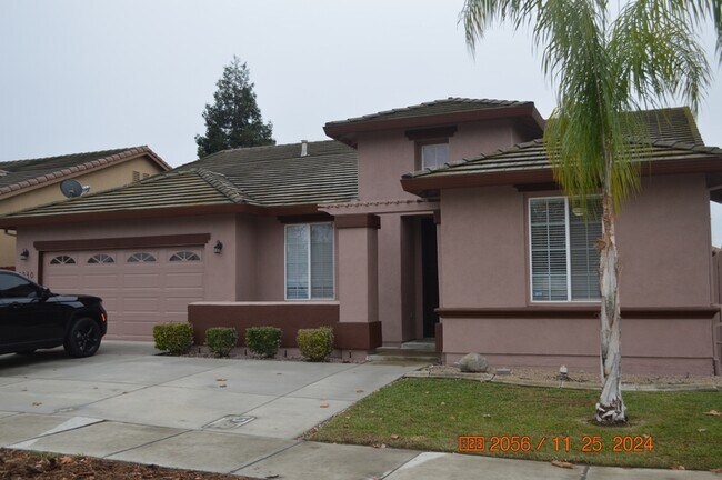 3040 Paseo Entrada Rd in Turlock, CA - Building Photo - Building Photo