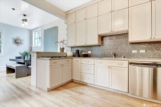 2952 Steiner St in San Francisco, CA - Building Photo - Building Photo