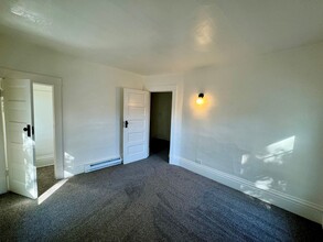 5008 N Nelson St in Spokane, WA - Foto de edificio - Building Photo