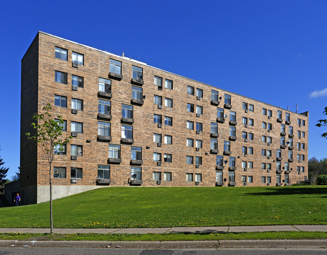 Lewis Park Apartments in St. Paul, MN - Building Photo - Building Photo