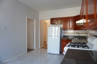 124 Ridge St in Newark, NJ - Building Photo - Building Photo