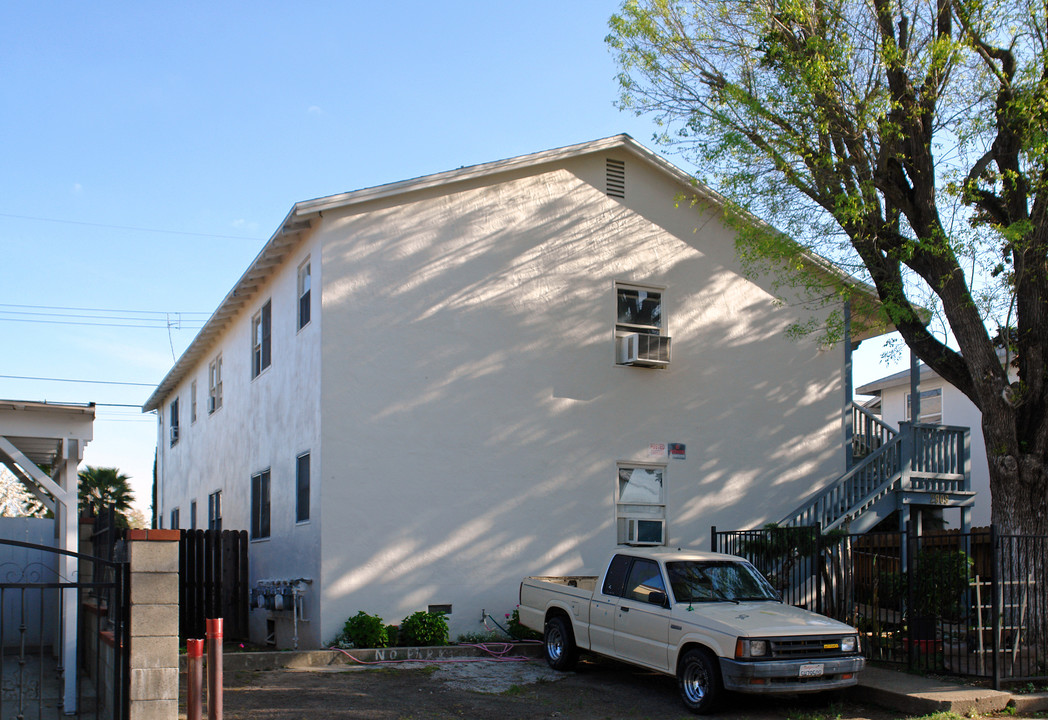 2909 16th Ave in Sacramento, CA - Building Photo