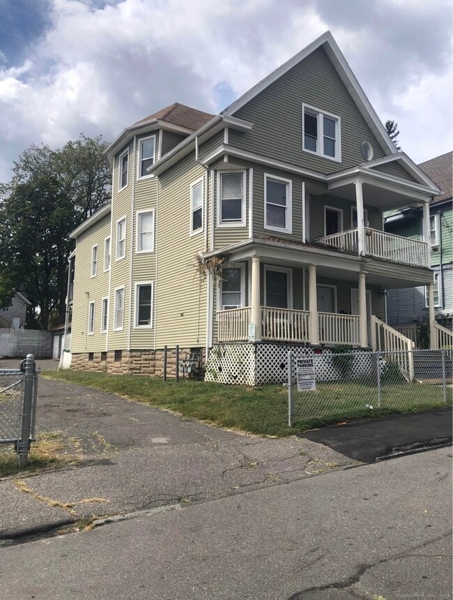 167 Chestnut Ave in Waterbury, CT - Building Photo - Building Photo