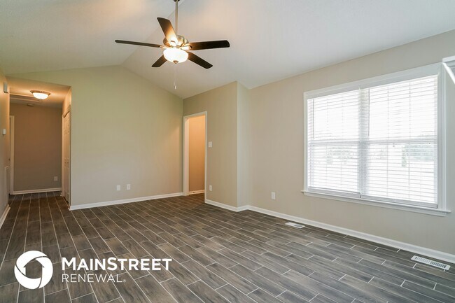 110 Impressive Ln in Clayton, NC - Building Photo - Building Photo