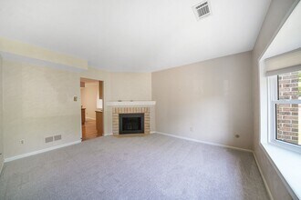 48 Elan Ln in Chesterbrook, PA - Building Photo - Building Photo