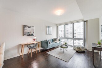 201 Marin Blvd in Jersey City, NJ - Building Photo - Building Photo