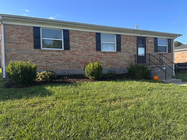 53 Beechwood Dr in Lancaster, KY - Building Photo - Building Photo