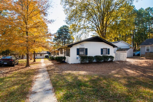 106 Fidelity St in Carrboro, NC - Building Photo - Building Photo