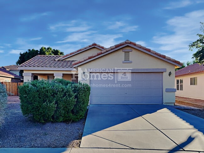 property at 1133 S 111th Cir