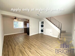 1222 E St in Sacramento, CA - Building Photo - Building Photo
