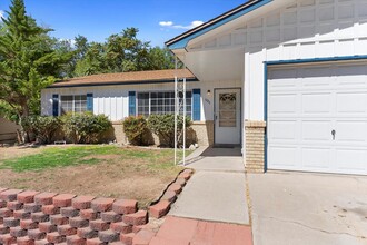 10217 Santa Paula Ave NE in Albuquerque, NM - Building Photo - Building Photo
