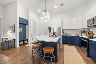 The Mercury in Austin, TX - Building Photo - Building Photo