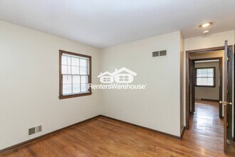 6431 Blue Ridge Cutoff in Raytown, MO - Building Photo - Building Photo