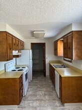 4473 Lance Ct NE in Salem, OR - Building Photo - Building Photo