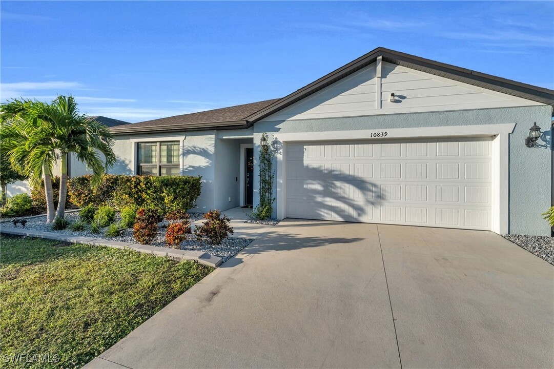 10839 Marlberry Way in North Fort Myers, FL - Building Photo