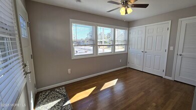 2 Pine Crest Dr in Toms River, NJ - Building Photo - Building Photo