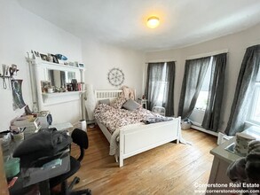 19 Bucknam St, Unit 3 in Boston, MA - Building Photo - Building Photo