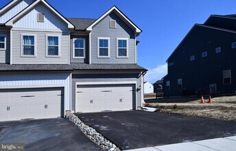 736 Finlay Dr in Souderton, PA - Building Photo - Building Photo