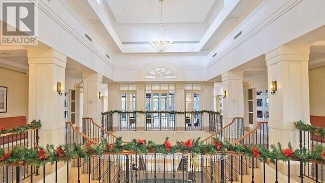 710 Humberwood Blvd in Toronto, ON - Building Photo - Building Photo