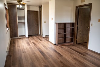 Freedom Ring Apartments in Sun Prairie, WI - Foto de edificio - Building Photo