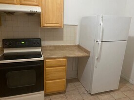 4202 Chestnut St, Unit 2 in Philadelphia, PA - Building Photo