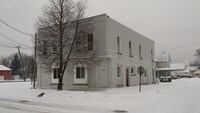 Building Photo - 342 Sandusky St Apartments in Conneaut, Ohio