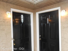 248 Foxglen Rd in Birmingham, AL - Foto de edificio - Building Photo