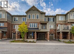 225 Netherby Ln in Kitchener, ON - Building Photo