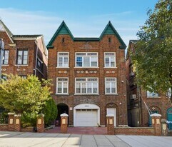 1012 Palisade Ave in Union City, NJ - Building Photo