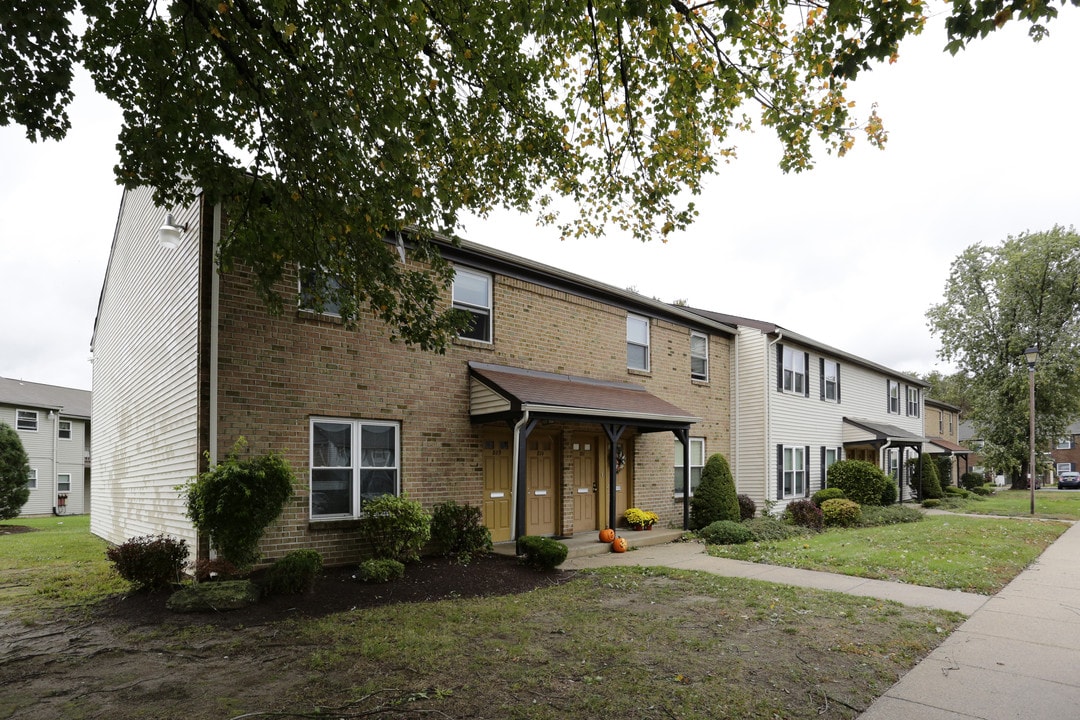 Millbridge Gardens in Clementon, NJ - Building Photo