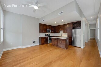 412 E 13th St in Cincinnati, OH - Building Photo - Building Photo