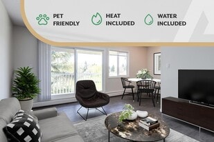 Berkeley Square in Lethbridge, AB - Building Photo