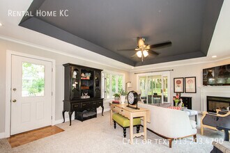 9519 Windsor St in Leawood, KS - Building Photo - Building Photo