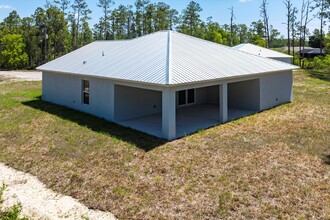 2005 Rosa Ct in Lehigh Acres, FL - Building Photo - Building Photo