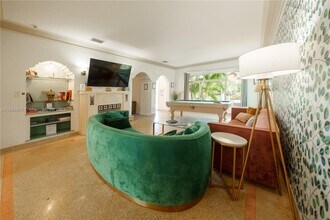 701 Hollywood Blvd in Hollywood, FL - Building Photo - Building Photo