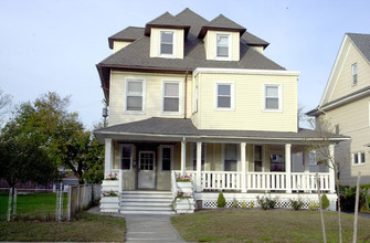 307 8th Ave in Asbury Park, NJ - Building Photo - Building Photo