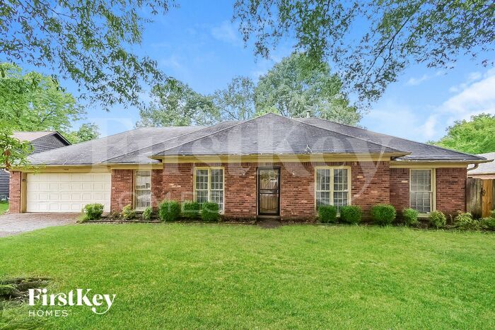 7018 Cross Timber Ln in Memphis, TN - Building Photo